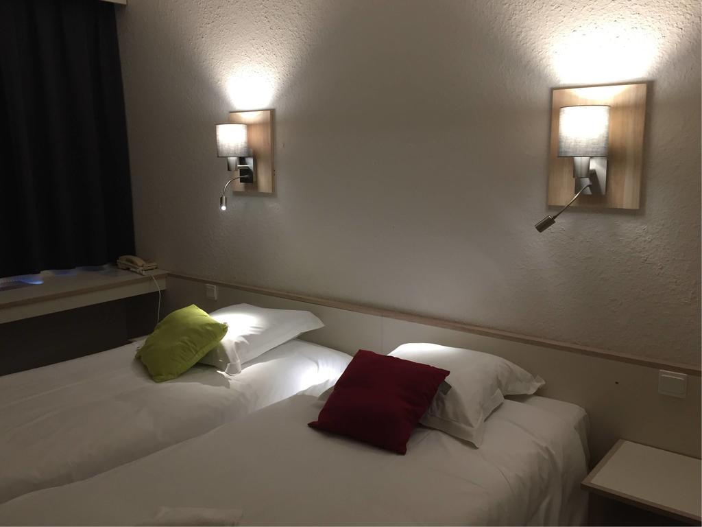 Arcantis Hotel Les Archers Cholet Zewnętrze zdjęcie